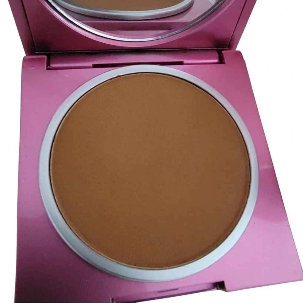 Mally Visible Skin Bronzer Mirror Compact with Kabuki Brush shade DEEPER - NEW